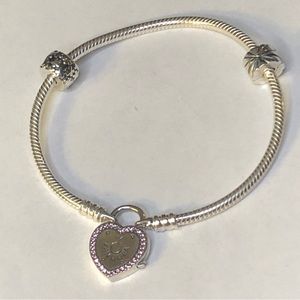 Pandora Sterling Silver Bracelet with Pandora Clips S925 Ale